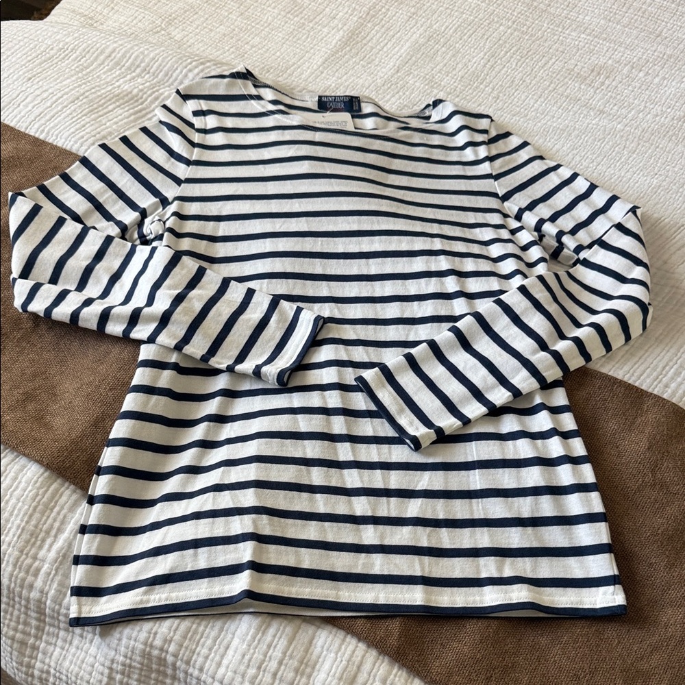 St. James Miniquidame Breton in Navy/White - Size 4